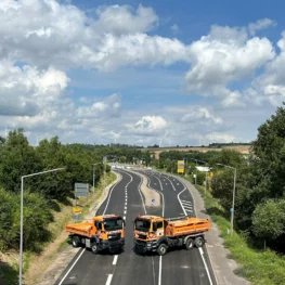 Fahrbahnsanierung in größerem Umf…